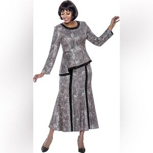 NWOT Terramina Gray Cream Black Sequin Print Hardware Church Skirt Suit Set 18
